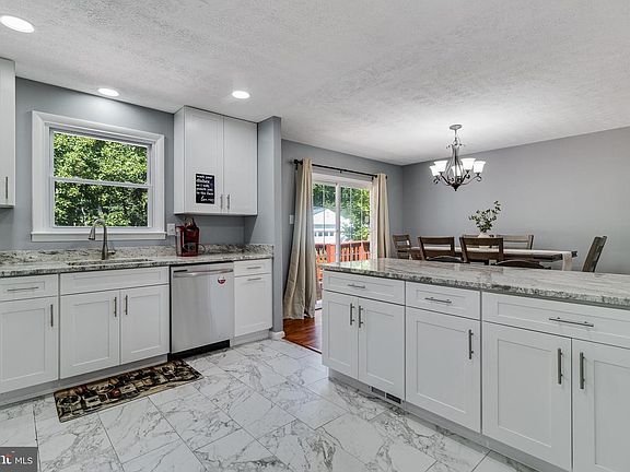 2nd image of 37636 Handel Dr