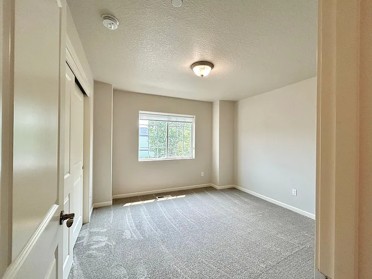 7211 NW Eleanor Ave — Photo 31