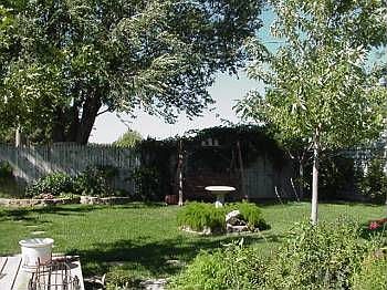 2nd image of 1936 Harbour Dr