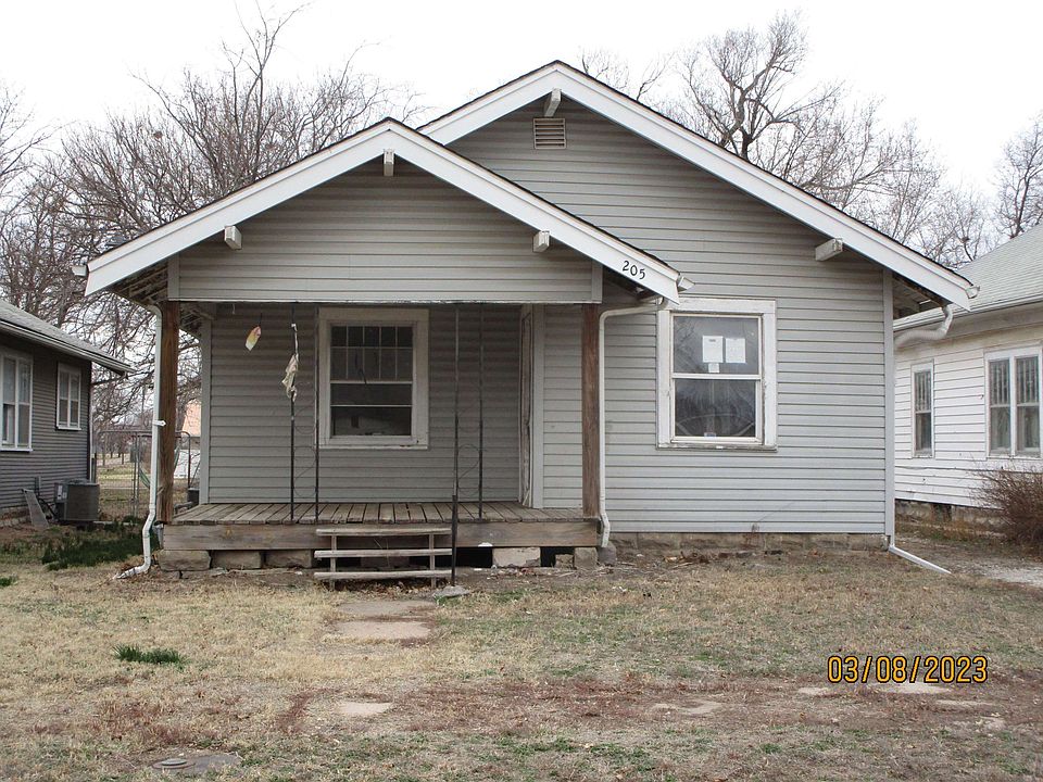 1st image of 205 S Reformatory St