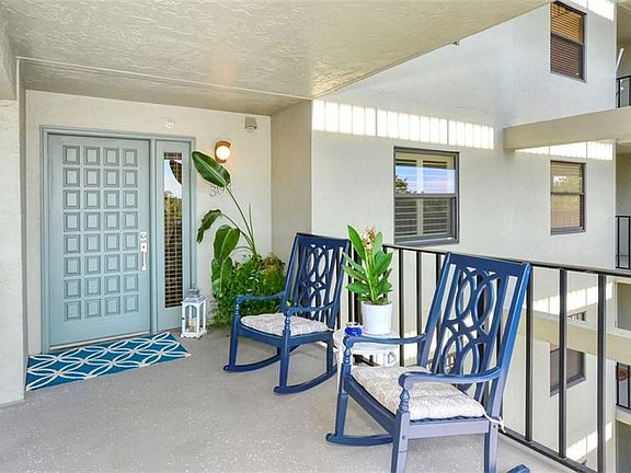 3rd image of 755 S Palm Ave APT 304