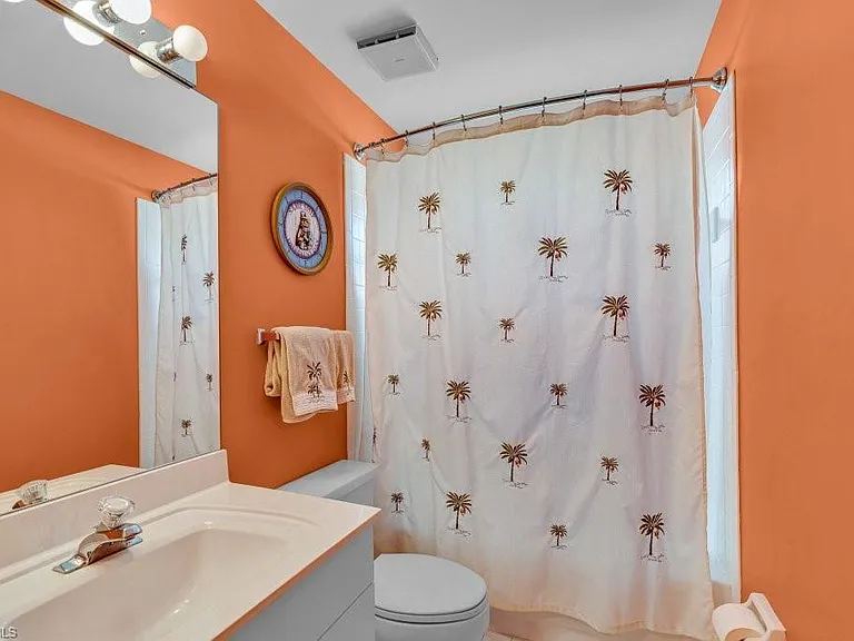 8251 Grand Palm Dr #3 — Photo 48