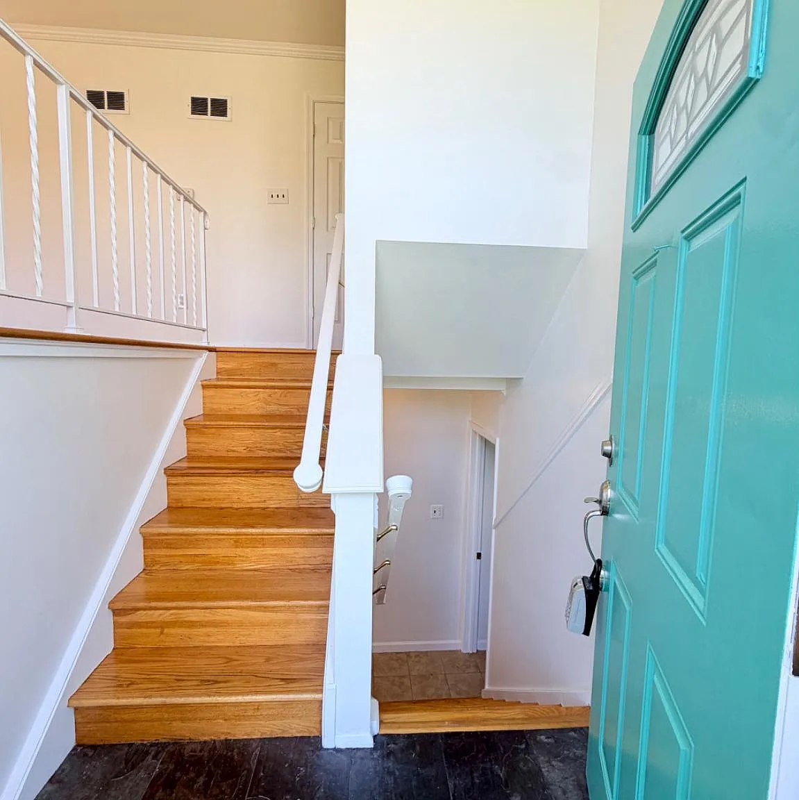 4 bed, 3.0 bath, 1312 sqft, $4,450 — Photo 4