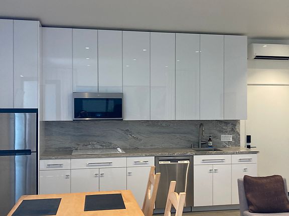 3rd image of 339 S Granados Ave #2