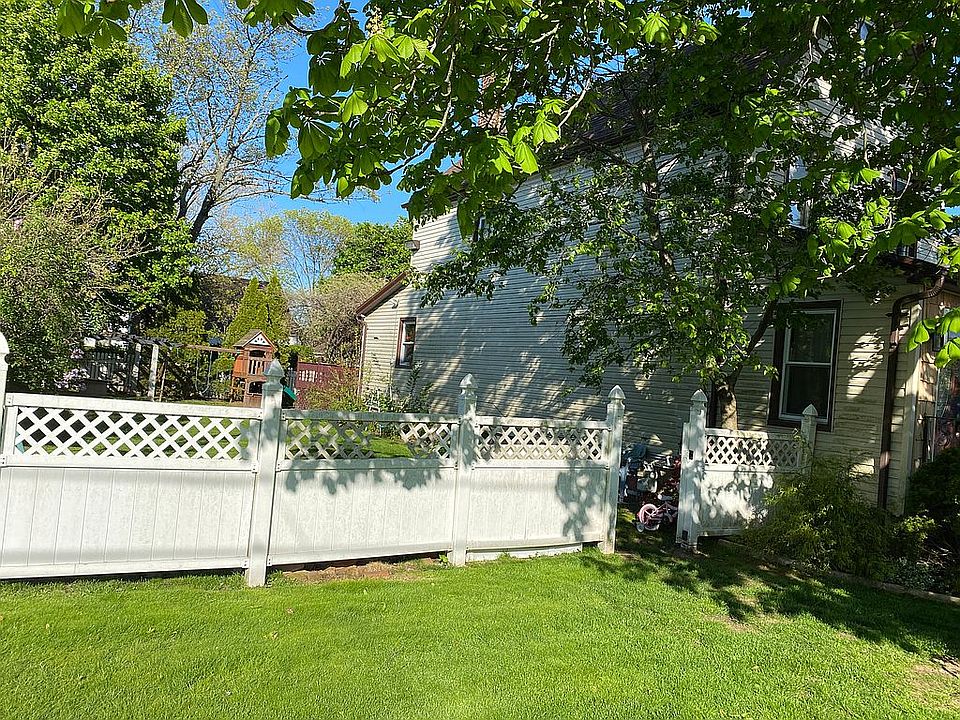 2nd image of 628 N 3rd St