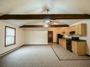 53 1/2 Gould St, Newport, RI 02840