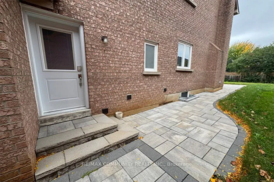 2 bed, $2,500 — Photo 3