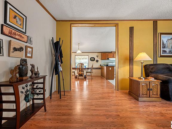 5th image of 4 Norwich Cir
