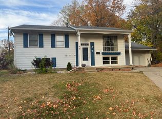 7 Plymouth Ct, Normal, IL
