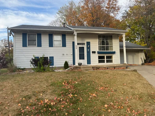 7 Plymouth Ct, Normal, IL 61761