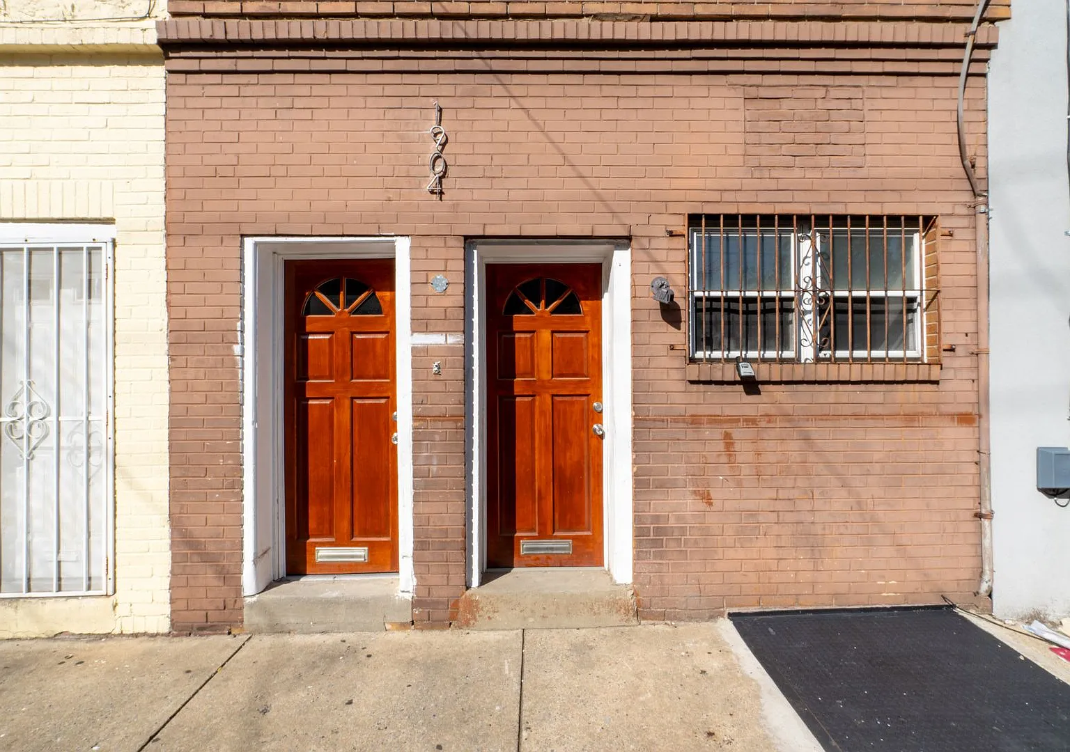1904 S 5th St — Photo 1