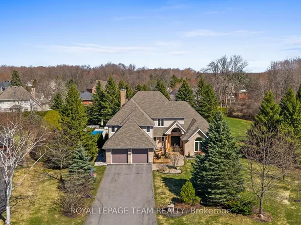 1342 Revell Dr, Ottawa, ON K4M 1K8