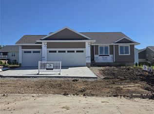 410 16th Pl SW, Mount Vernon, IA 52314