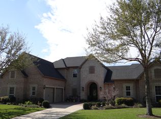 302 Woodchase Dr, Victoria, TX 77904