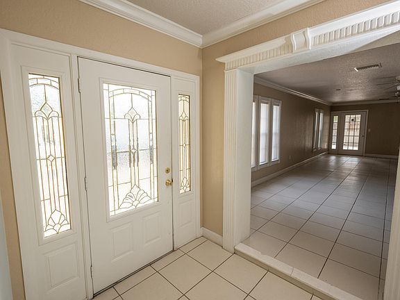 4th image of 23102 Clearwater Pl