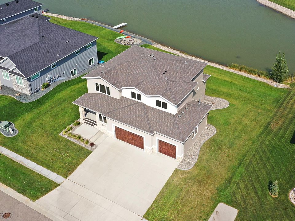 1st image of 3745 4th St E