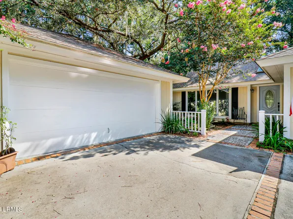 349 Westbrook Rd, Saint Helena Island, SC 29920