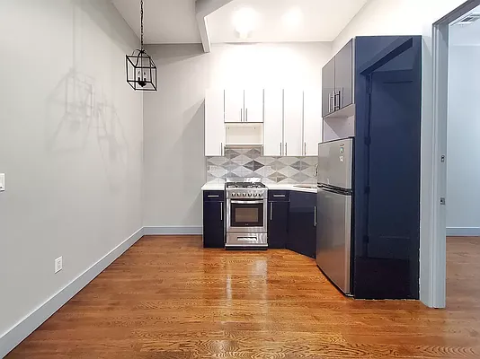 Rented by Avenues Real Estate | media 3