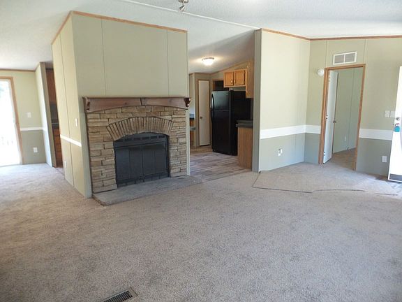 2nd image of 101 Mill Cove Ln