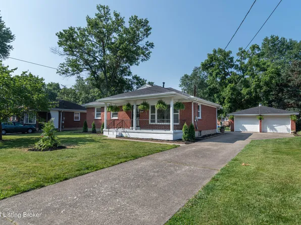 2004 Nocturne Dr, Louisville, KY 40272