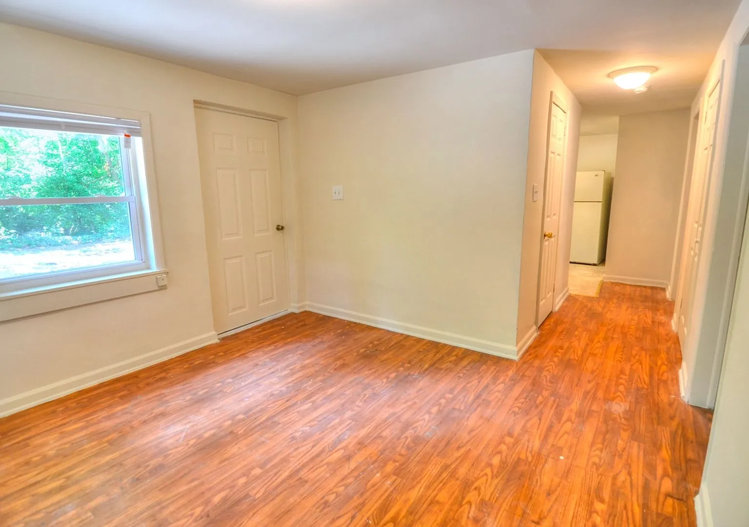 Affordable 2 Bedroom/1 Bathroom Near Southern Village! — Photo 2