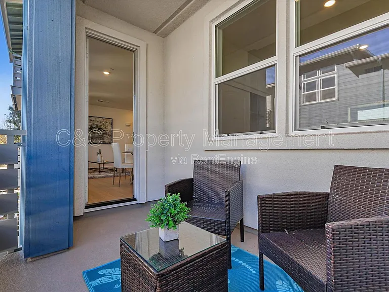 379 Lundy Pl — Photo 19
