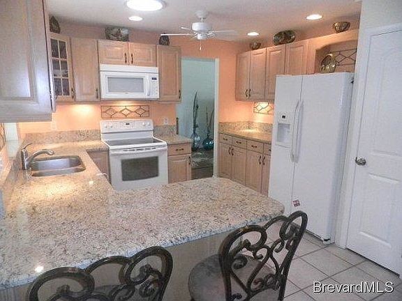 2nd image of 165 Sea Breeze Cir