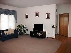 5th image of 20500 Lennon Ct