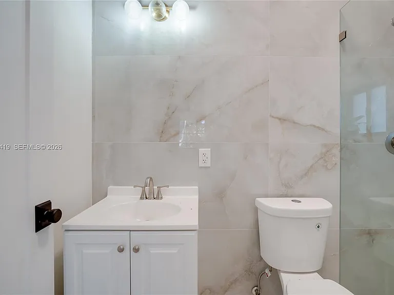18326 SW 83rd Pl — Photo 58