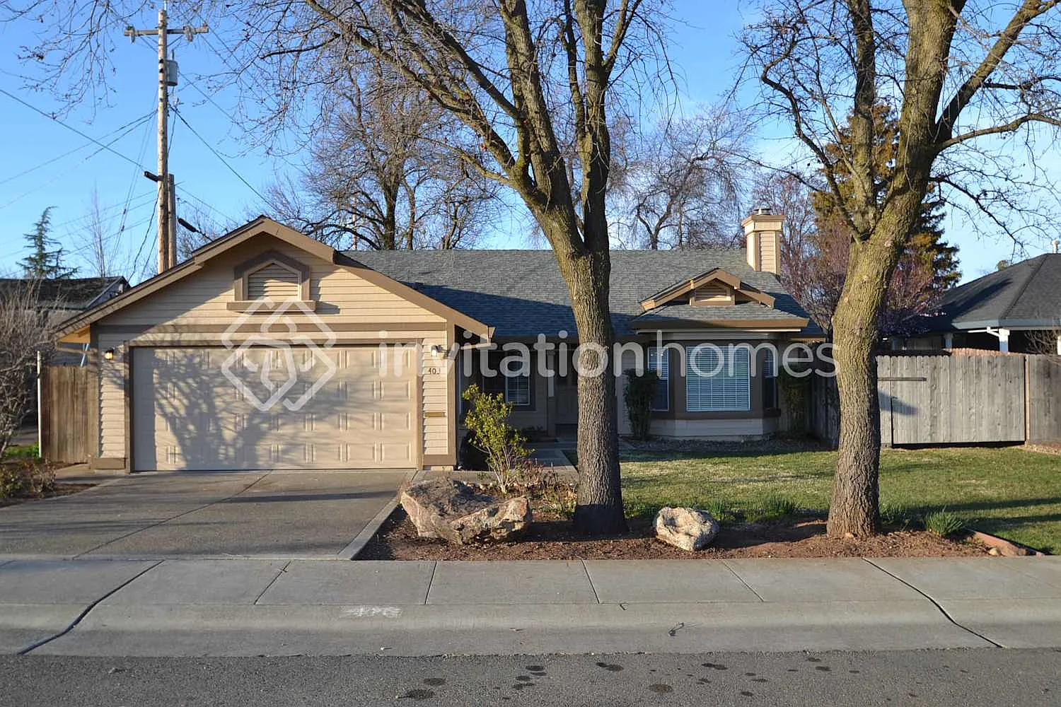 403 1st St Lincoln, CA 95648 — Photo 1