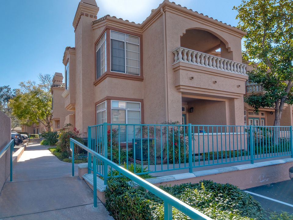 1st image of 3581 Cameo Dr Unit 36