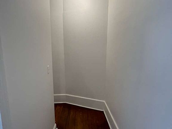 5th image of 154 Belmont Ave APT 105