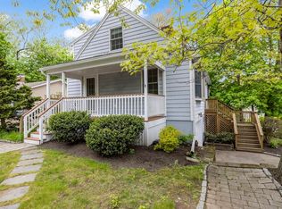 27 Puritan Rd, Marblehead, MA 01945
