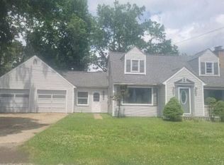 1642 E La Salle Ave, Mishawaka, IN 46545