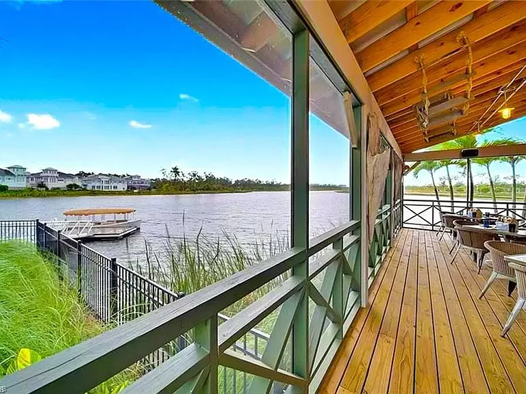 7270 Saona Ct — Photo 35