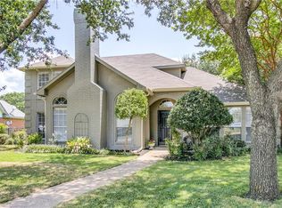 6102 Jessica Way, Rowlett, TX 75089
