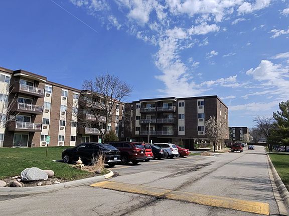 2nd image of 1311 S Finley Rd APT 103