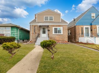 15913 Lathrop Ave, Harvey, IL 60426