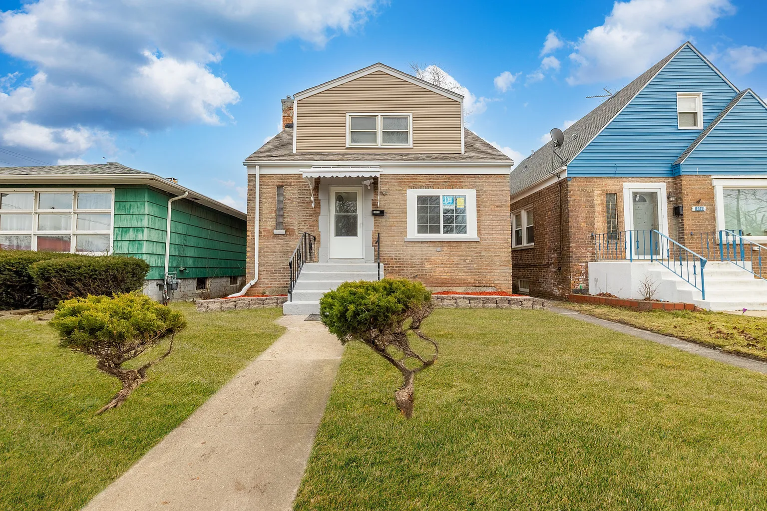 15913 Lathrop Ave photo 1