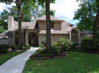 2318 Forest Garden Dr, Kingwood, TX 77345