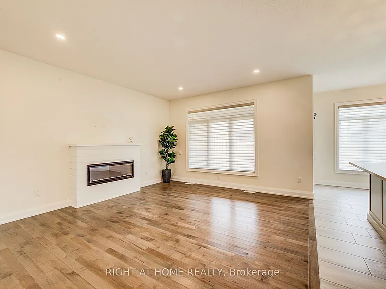 138 Woodberry Cres — Photo 10