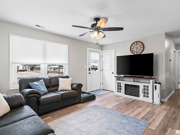 5th image of 2314 Ramsey Ave