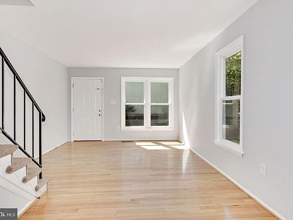 4th image of 2855 Chablis Cir #15A