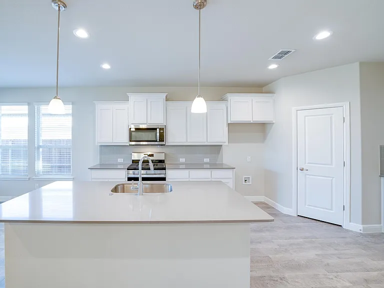 509 Dunmore Dr — Photo 5