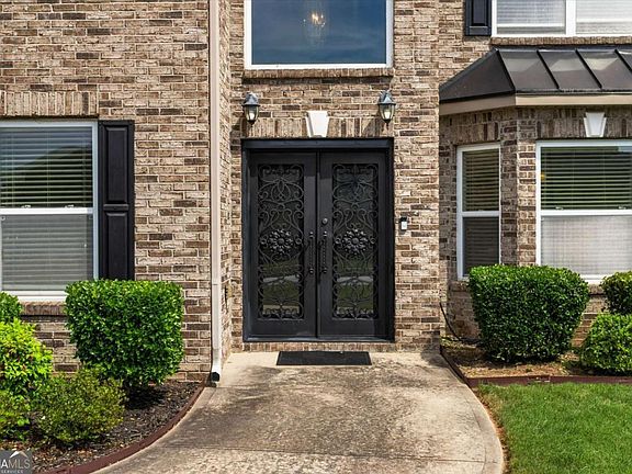 3rd image of 3995 Lucas Ln
