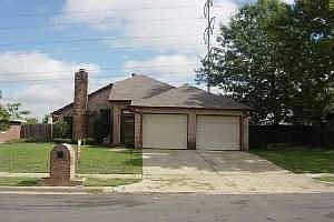 2nd image of 5029 Nocona Ln