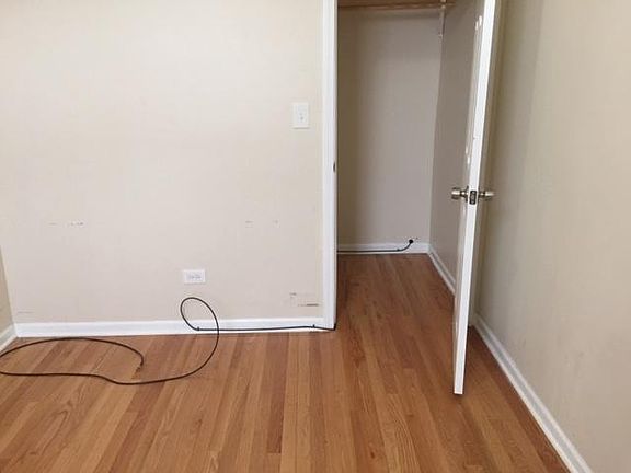 3rd image of 4649 N Kasson Ave Floor 1