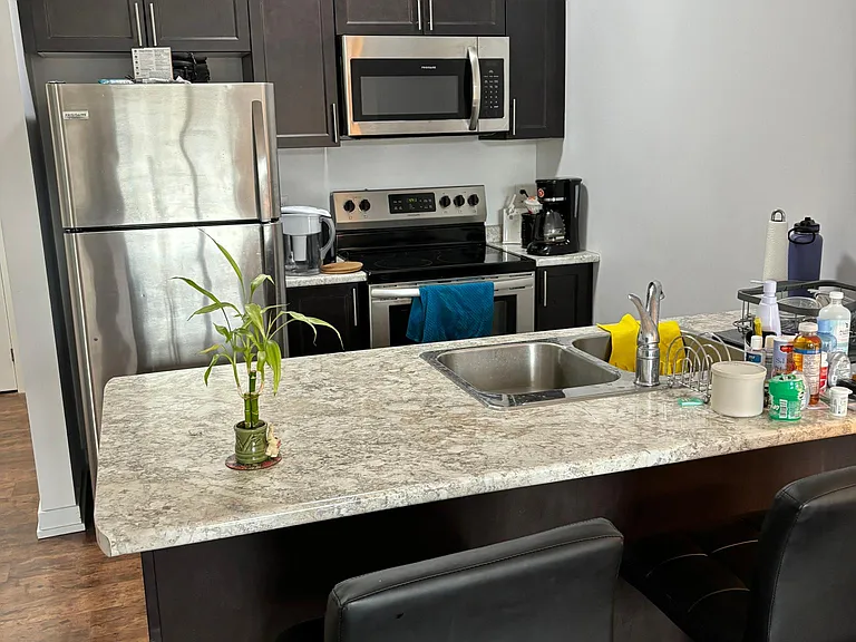 81 Robinson St #601 — Photo 13