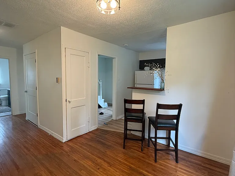 510 Garrett St — Photo 6