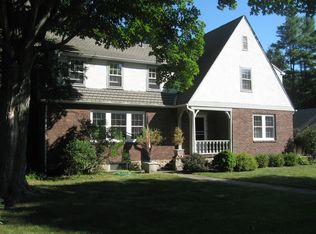 1 Mansfield Pl, Darien, CT 06820